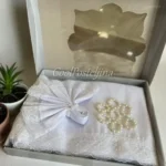 Stolnjaci sa čipkom-setovi sa salvetama i biserima